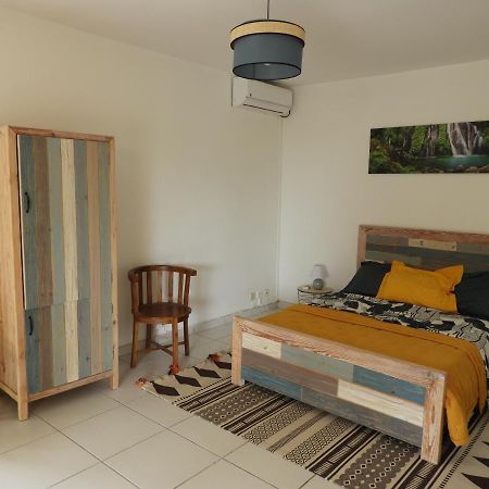 Ti Kaz À Patou, au coeur de l'île. Apartamento Baie-Mahault Exterior foto