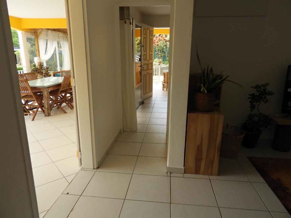 Ti Kaz À Patou, au coeur de l'île. Apartamento Baie-Mahault Exterior foto